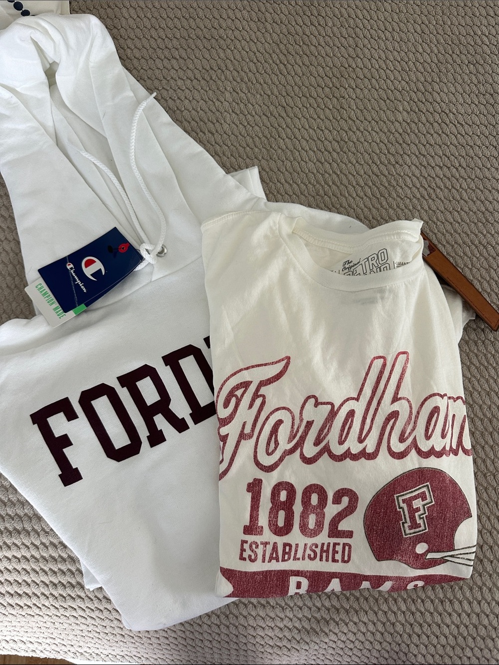 BNWT Bundle Champion White Fordham Graphic Hoodie & Cream Retrobrand Tee